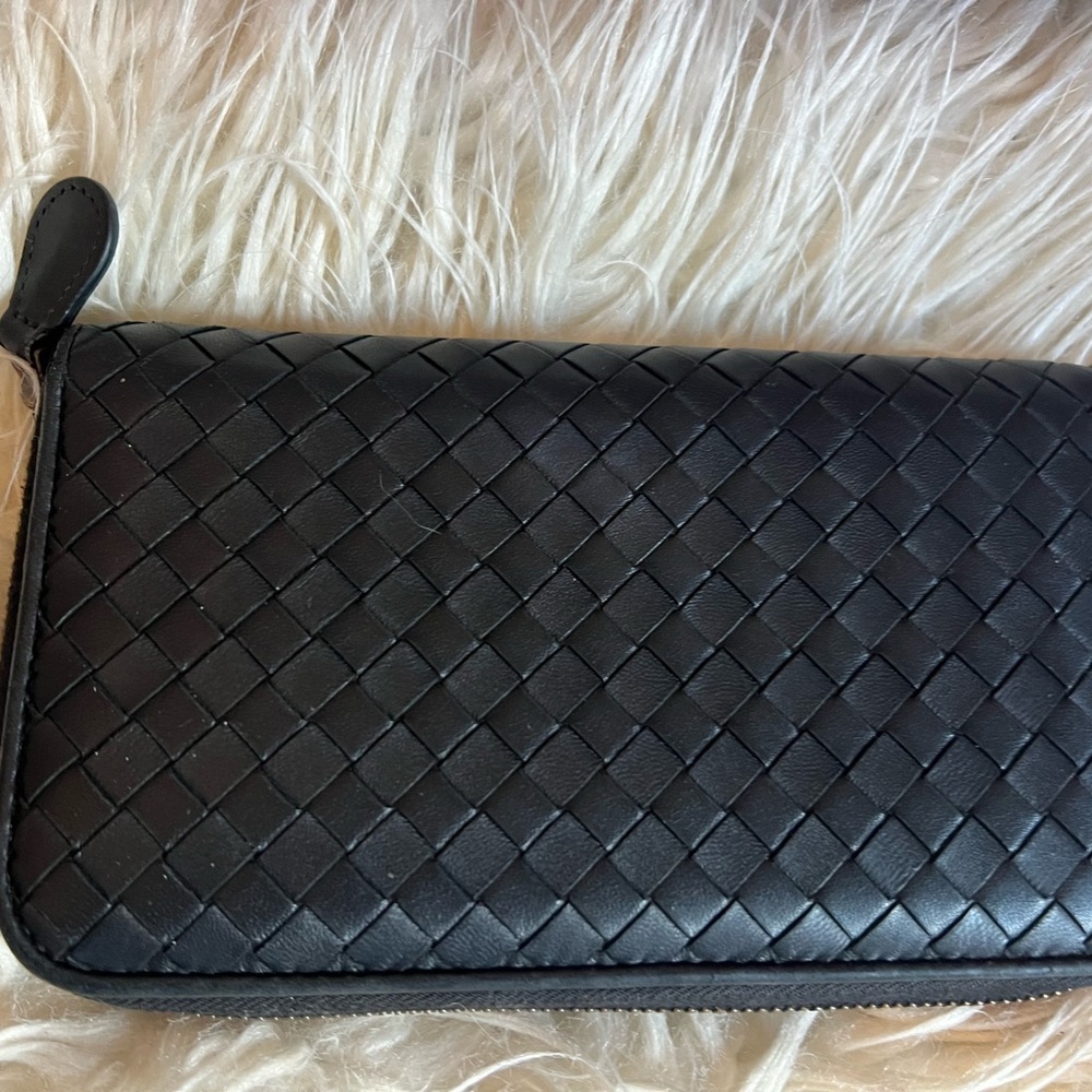 Bottega Veneta Black Woven Wallet - Priced low for Like New